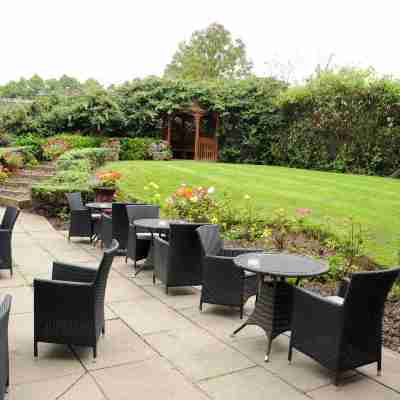 Carlton Park Hotel Hotel Exterior