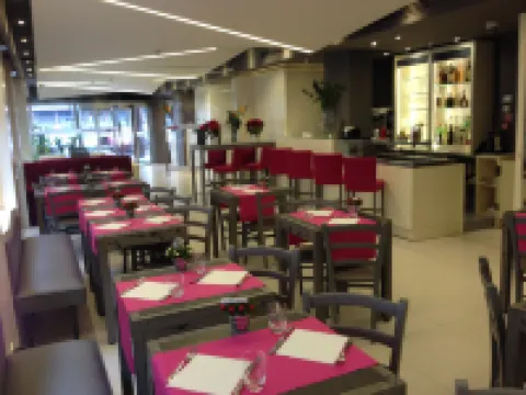 โมเดอร์โน โฮเทล โรม่า โรงแรมในโรม