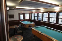 Alpine Inn Hotels in Valemount