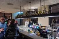 Hotel One66 (Free Parking Garage) - Baarit