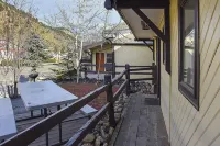 H&H Motor Lodge Hotels in Central City