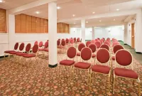 816 Hotel Westport Country Club Plaza, and Ascend Hotel Collection Member