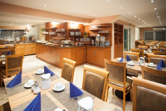 Centro Hotel Mondial München, Trademark Collection by Wyndham