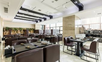 International Center Hotel