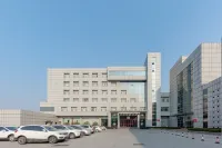 Yucheng Hotel - parking