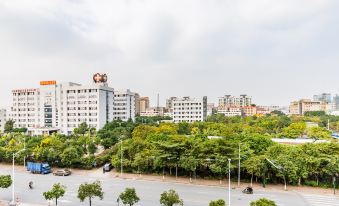 Vienna International Hotel (Foshan Dali Center)