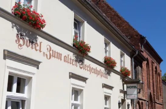 Up Hus Hotel Neuruppin のホテル