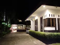 Hotel Pondok Indah Beach Pangandaran Hoteller i Babakan