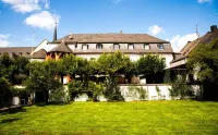 Boutiquehotel Kloster Pfalzel فنادق في ترير