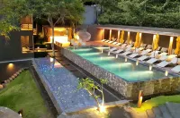 บีช คลับ หาดเทียน - โรแมนติก