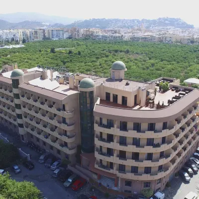 維多利亞海灘酒店 鄰近Loro Sexi Ornithological Park的酒店