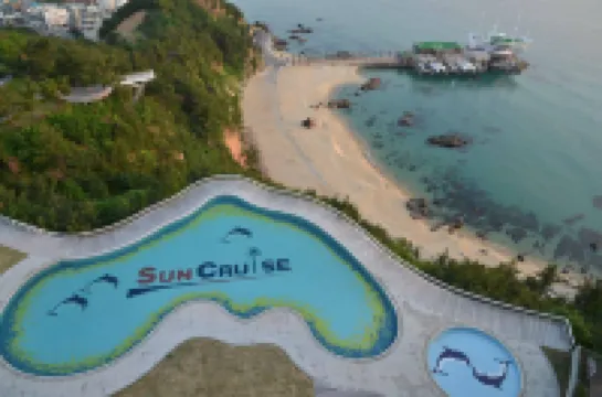 Sun Cruise Resort and Yacht Hotels in Gangneung-si