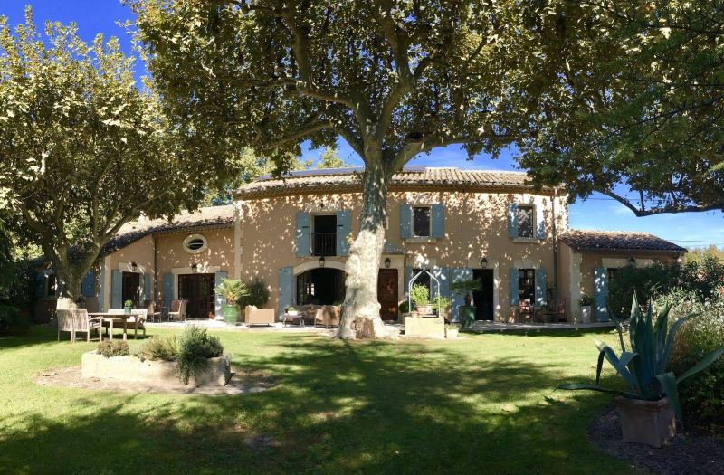 Villa Mas St Jean House-Avignon Updated 2022 Room Price-Reviews & Deals |  Trip.com