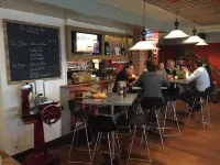 日內瓦青年旅館 - 酒吧