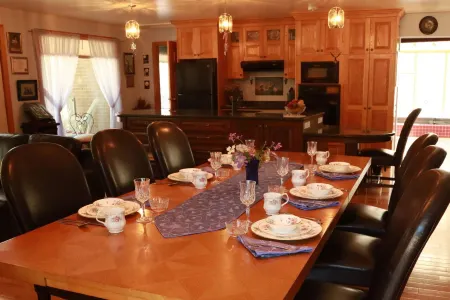 A Garden Stroll Bed & Breakfast