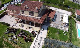 Relais Colle Buono