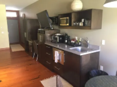 เดสเซิร์ต เพิร์ล อินน์ โรงแรมในสปริงเดล