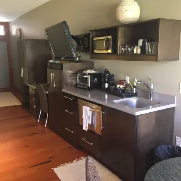 Desert Pearl Inn