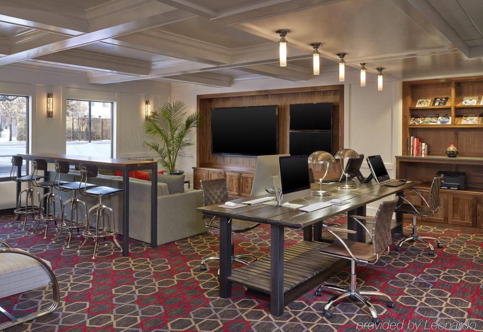 1. 포 포인츠 바이..