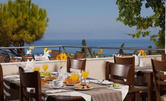 Oasis Scaleta Hotel