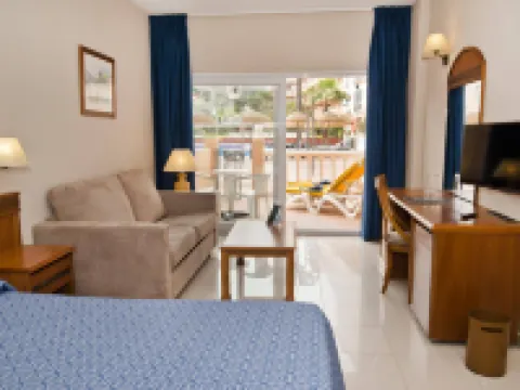 هوتل باييا تروبيكال فنادق في ألمونيكار