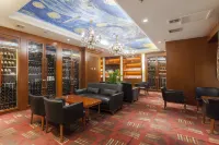 Xinda Hyde Hotel (International Bazaar Branch), Urumqi People's Square - 5-Star