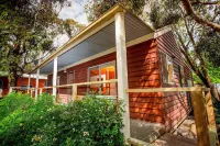 Big4 Ballarat Windmill Holiday Park Hotels in Alfredton