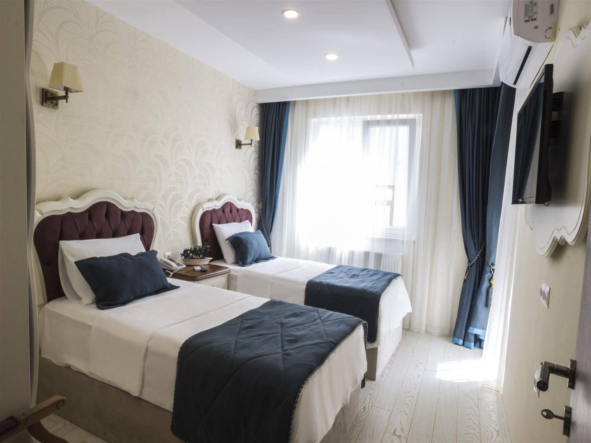 Andalouse Elegante Suite Hotel