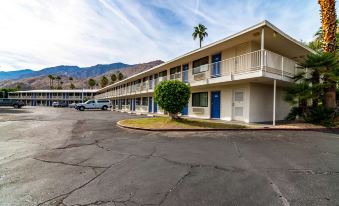 Motel 6 Palm Springs, CA - East - Palm Canyon