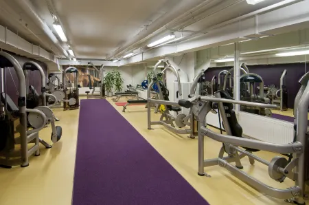 Holiday Inn HELSINKI - WEST RUOHOLAHTI by IHG Отели рядом с достопримечательностью «Isonneva Playground»