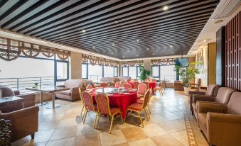 Riverside Garden Hotel