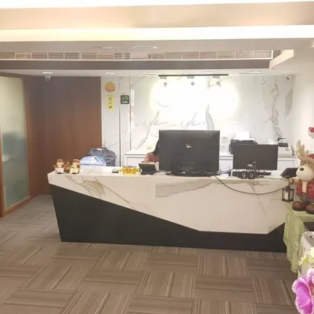 JHONG SING HOTEL Отели рядом с достопримечательностью «Станция Neili»