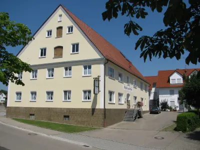 Gasthof Zum Ochsen Отели в г. Еттинген-Шеппах