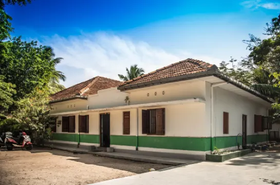 米瑞斯首席旅館