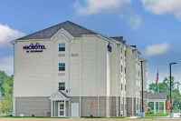 Microtel Inn & Suites by Wyndham Philadelphia Airport Ridley