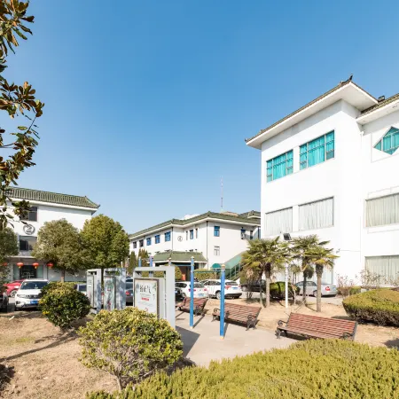 Binhai Hotel