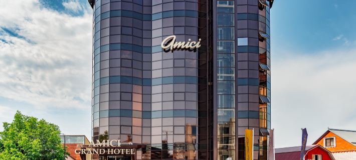 アミーチ グランド ホテル クラスノダールのホテル