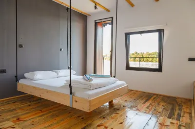 ArkaBarka Floating Hostel