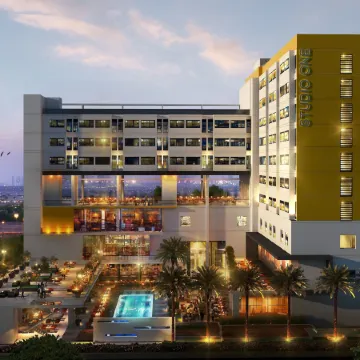 Studio One Hotel Отели рядом с достопримечательностью «Комплекс Дубай-Студио-Сити»