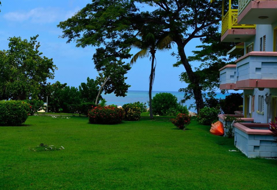 Hotel HS Negril Jamaica Getaway, Exterior, Garden