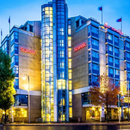 Scandic Crown Отели рядом с достопримечательностью «Стадион «Уллеви»»