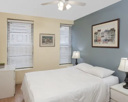 Chicago Parthenon Hostel Hotel di Chicago