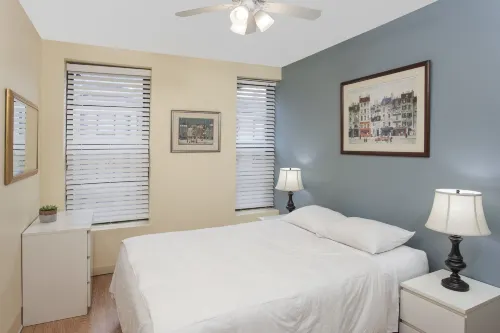 Chicago Parthenon Hostel