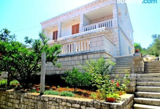 彤西克公寓酒店