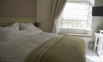 Sophia's - Housity