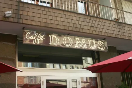 Domus Hotel