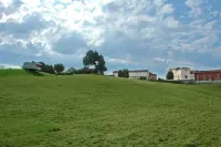 Villa San Biagio Отели в г. Бреганце