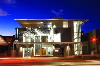 Majestic Minima Hotel Hotels in Walkerville