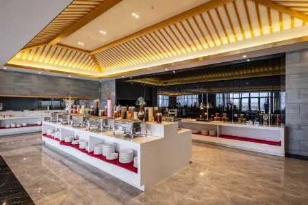 East Lack Bay Hotel Отели рядом с достопримечательностью «Dangshan Ancient City»