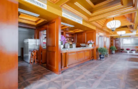 丹巴藏香閣大飯店